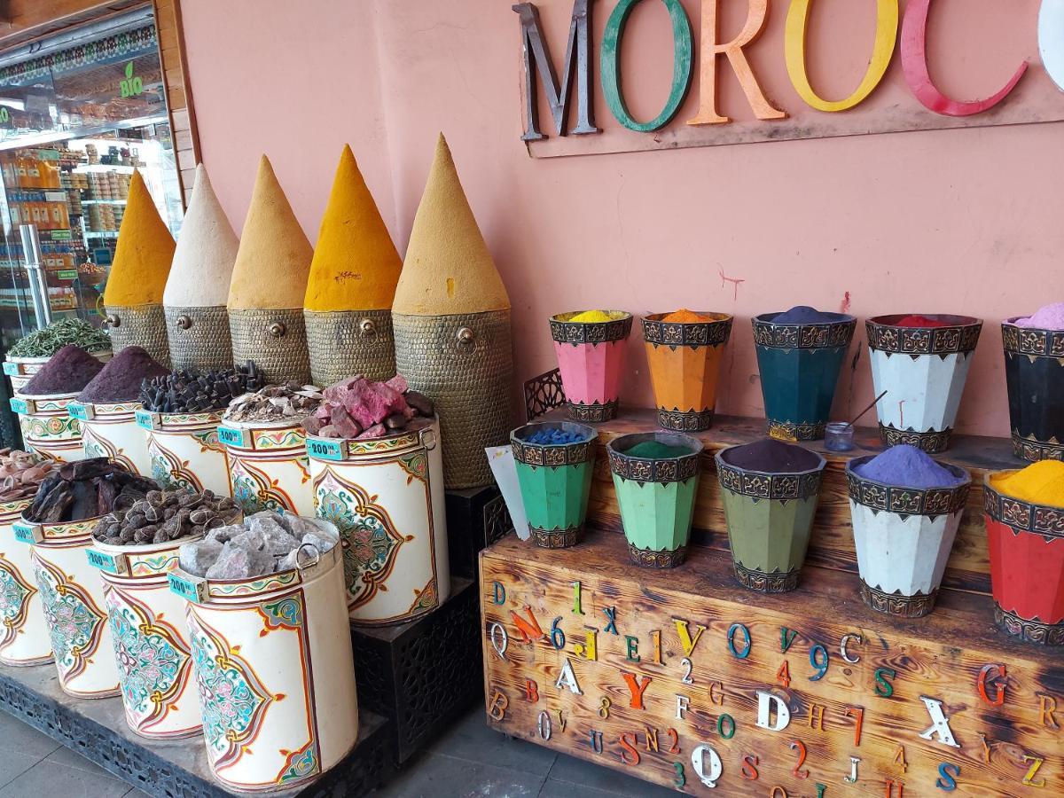 Riad Dar Karam Marrakesh Ngoại thất bức ảnh
